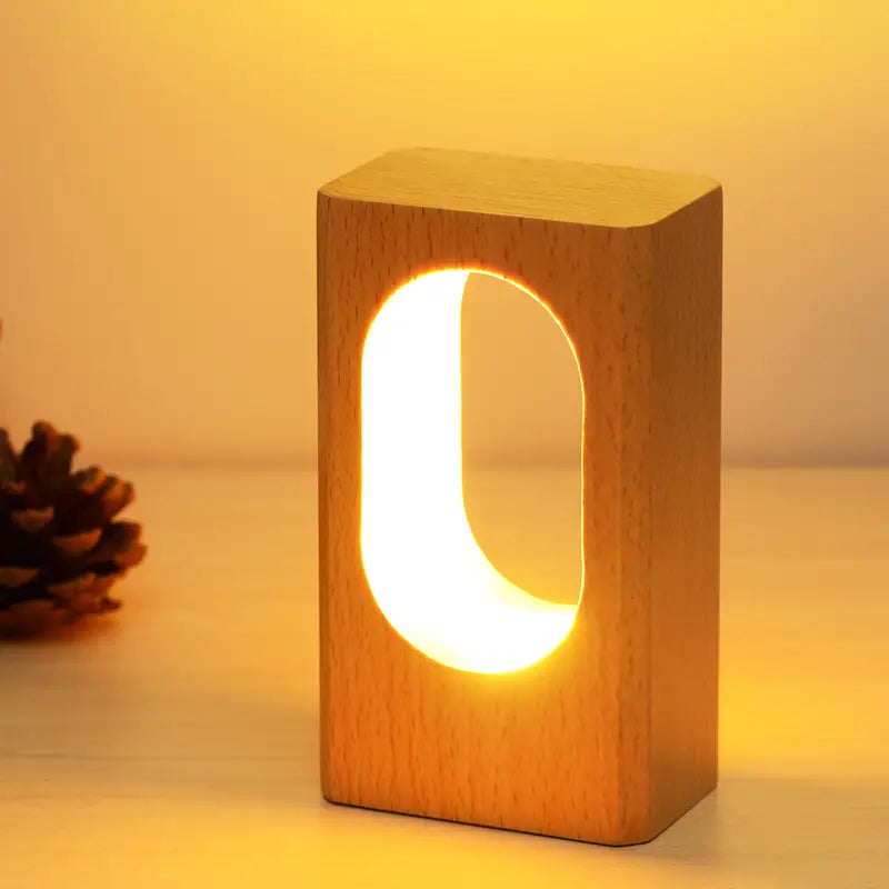 Wooden Desk Lamp, Beech Body, Dimmable LED — Meridian NH-713