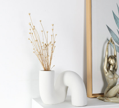 Twist Ceramic Vase Dried Flowers, Plain White or Light Brown Glaze — Atrium NH-656