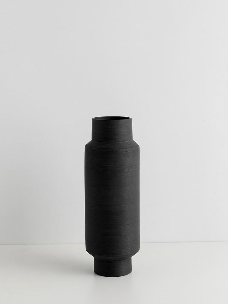 Pearl · NH BB-70 — Brushed Ceramic Vase