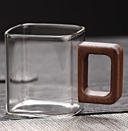 Borosilicate Glass Pot with Walnut Handle — Verre NH-1552