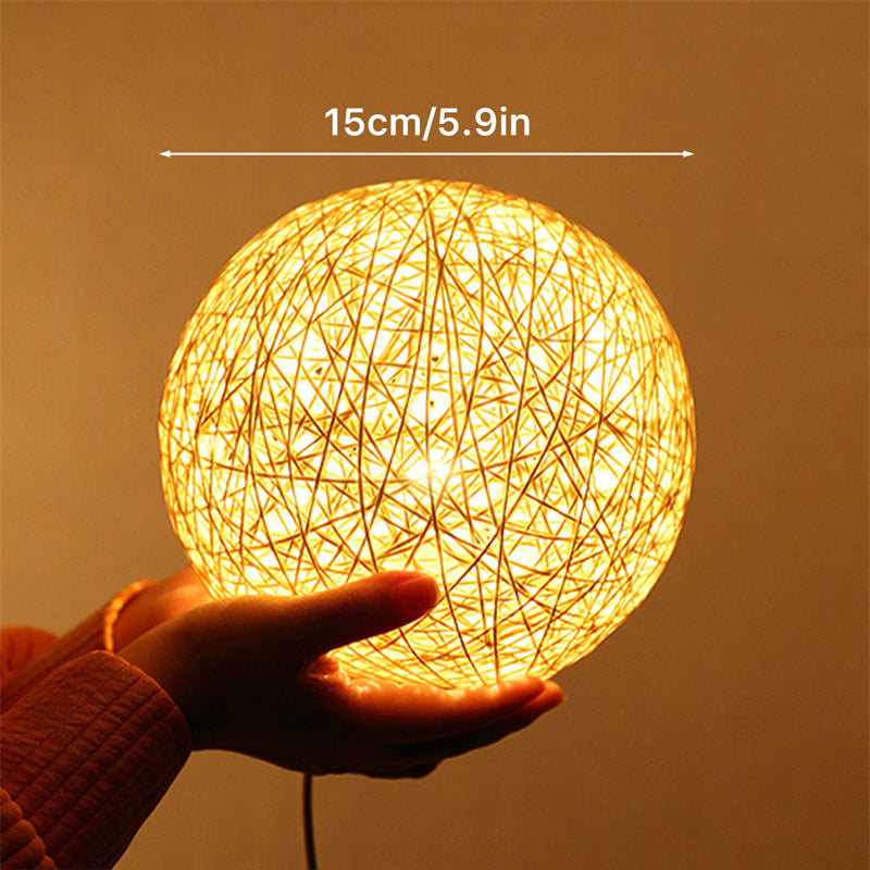 Rattan Ball Table Lamp, 15cm Woven Shade, USB Cord — Meridian NH-717