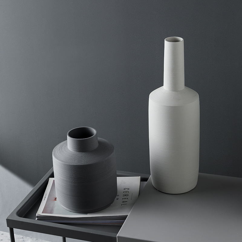 Pearl · NH BB-70 — Brushed Ceramic Vase