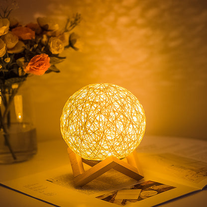 Rattan Ball Table Lamp, 15cm Woven Shade, USB Cord — Meridian NH-717