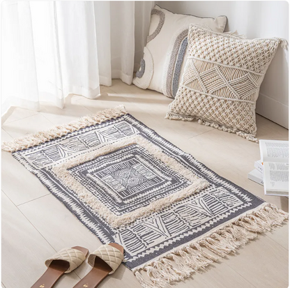 Minimalist Area Rug — Loom NH-1515