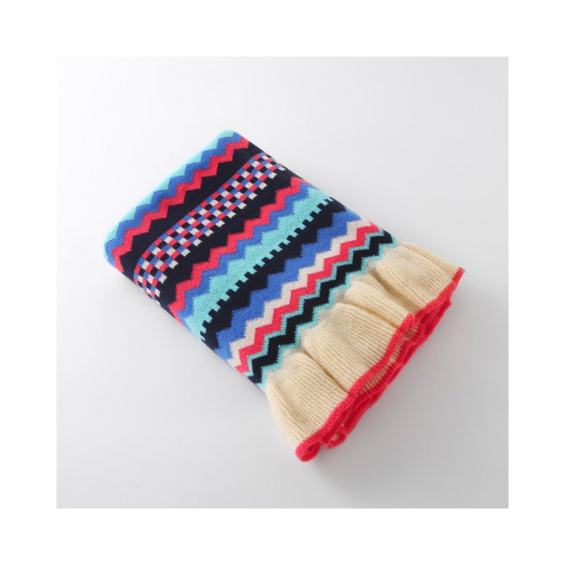 Ruffled Edge Knitted Throw Blanket — Bower NH-895