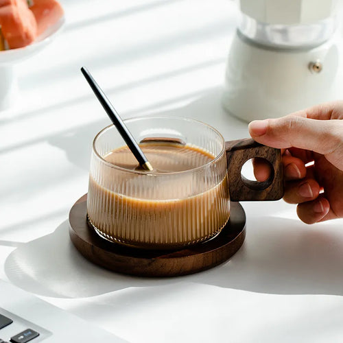 Glass Coffee Cups with Walnut Base, Set — Verre NH-1555