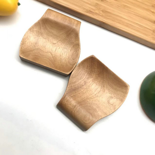 Wooden Spoon Rest, Acacia 11 x 12cm — Larder NH-978