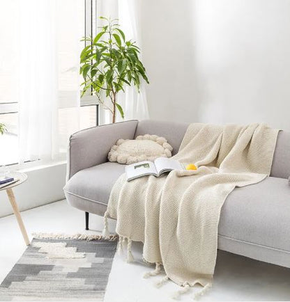 Knitted Throw Blanket, Soft Yarn Bed Throw — Reverie NH-897
