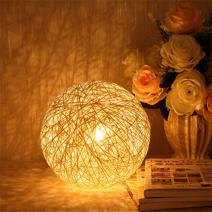 Rattan Ball Table Lamp, 15cm Woven Shade, USB Cord — Meridian NH-717