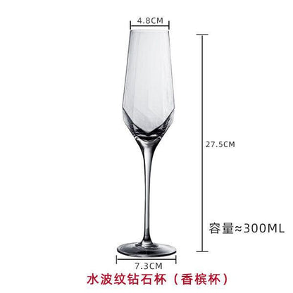 Hammered Glass Wine Goblet — Verre NH-1558