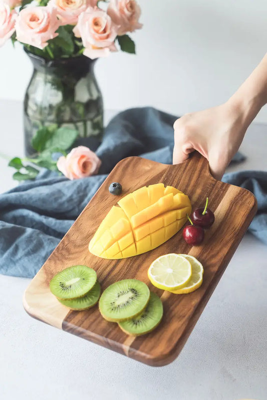 Acacia Cutting Board with Handle for Cheese, 35 cm — Alcova NH-632