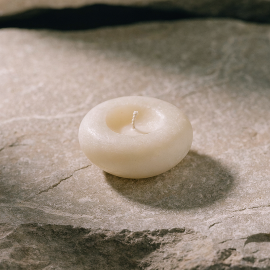 Zen Pebble Candle Off-White Small