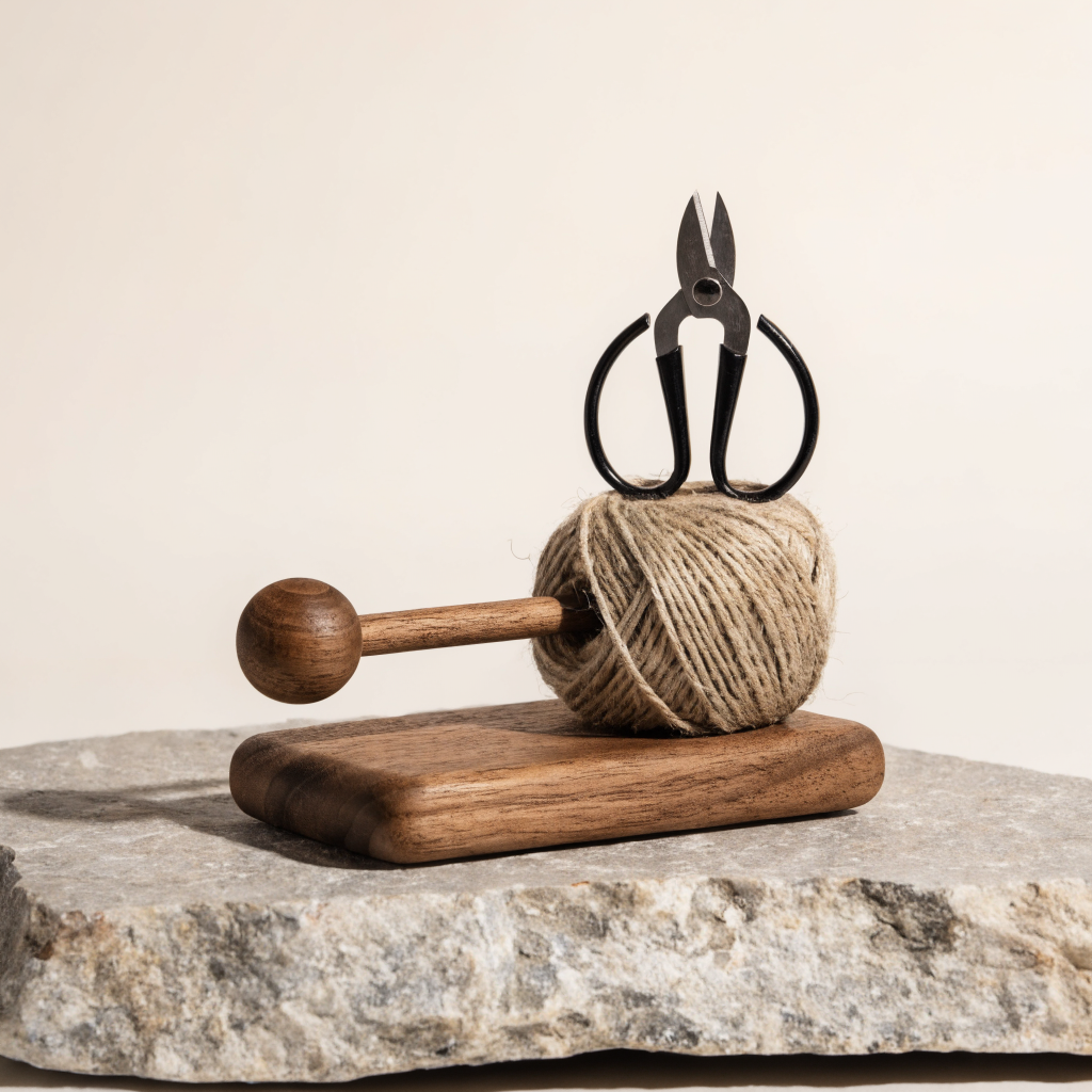 Twine and Snip Station Walnut